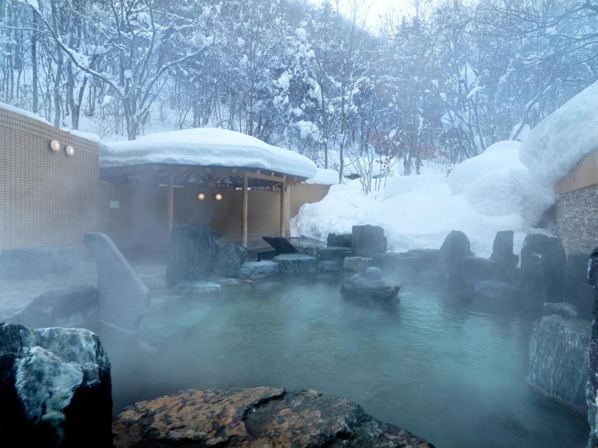 ホテル 定山渓鶴雅リゾートスパ森の謌 札幌市 エクステリア 写真